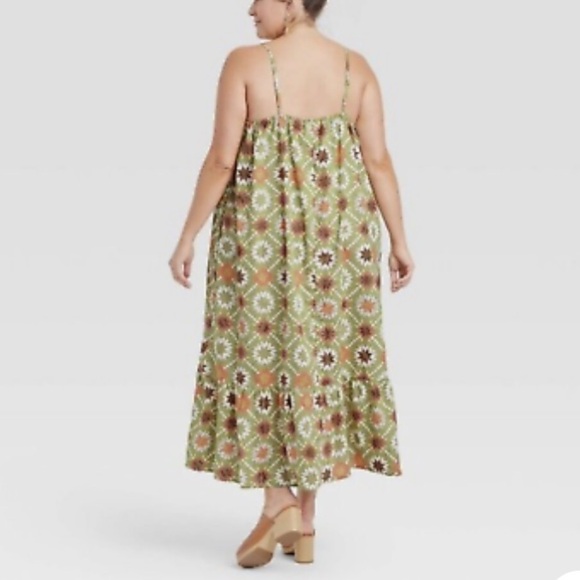 Universal Thread Women's Plus Size Quilted Sleeveless Tiered Dress- Green - Picture 4 of 15